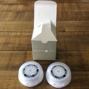 NWT Clarisonic Sensitive Brush Head Replacement